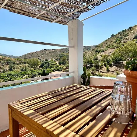 Casa Azahar; 2 Charming Casitas Near La Дом отдыха